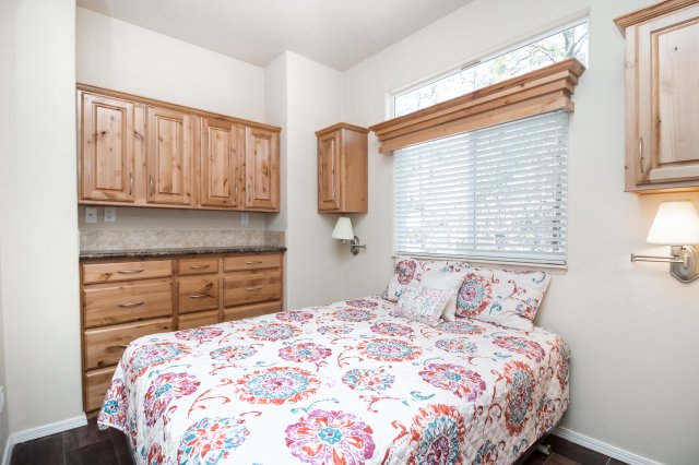 image-640921-51FRC-12351E_bedroom_11.jpg